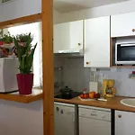 Luchon: 2 Proche Thermes, Balcon, Parking, Wifi - Animaux <10kg Acceptés - Fr-1-313-186