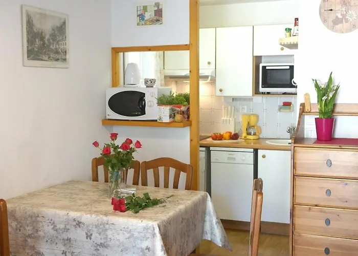 Апартаменты Luchon: 2 Proche Thermes, Balcon, Parking, Wifi - Animaux <10kg Acceptes - Fr-1-313-186 *